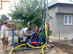 Afacere la cheie: Instalatie foraj motor Lombardini - H max 60m. (foraje, puturi) foto