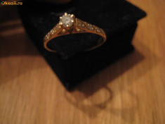 inel aur 18k logodna cu diamant (7 diamante , briliante) foto