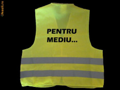 Vesta reflectorizanta &amp;quot;PENTRU MEDIU&amp;quot; foto