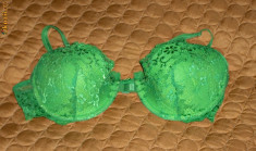 Sutien Victoria&amp;#039;s Secret 36D (verde) - pret redus foto