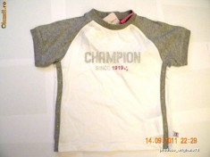 Tricou CHAMPION, NOU CU ETICHETA, mar. 80 (12 luni), bluza maneca scurta oferta foto