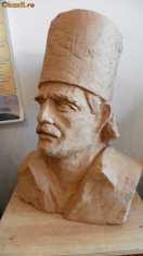 Bust ceramic TUDOR VLADIMIRESCU, lucrat manual - Unicat! foto