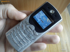 MOTOROLA C450: telefon color, simplu, usor de folosit, de dimensiuni reduse foto