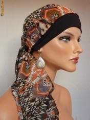 Boneta, Turban, Caciula, Batic, Bandana foto