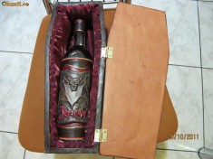 STICLE CADOU DRACULA CU TUICA DE PRUNE IN SICRIU DE LEMN foto