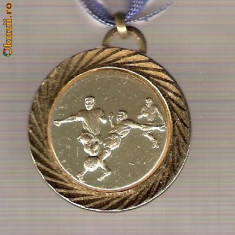 CIA 283 Medalie FOTBAL 1998-1999 -GRECIA -cu panglica de pus la gat -dimensiuni circa 35X40 milimetri -starea care se vede