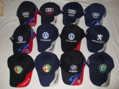 Sapca Suzuki, Kawasaki,Honda,KTM,BMW,Alfa Romeo,Volkswagen, Audi,Skoda,Peugeot,Kia,Toyota,Hyundai,Mitsubishi,Subaru,Saab,Nissan,Fiat,Citroen,Opel foto