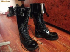 Bocanci gotici, Underground Shoes England foto