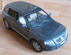 Volkswagen Touareg 1:18, Bburago foto