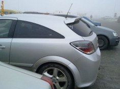 Vand eleron Opel Astra H GTC irmscher foto