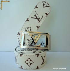 Curea Louis Vuitton alba barbat foto