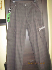 Vand pantaloni marca No Fear,combat brown,noi cu eticheta,bumbac 100% foto