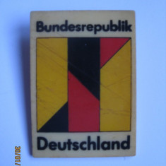 INSIGNA R.F.G.(BUNDESREPUBLIK DEUTSCHLAND) DE COLECTIE DIN ANII 80