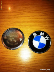 emblema capota BMW foto