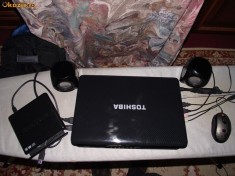 Toshiba 13.3 foto