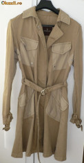 Trench dama MONCLER, bej, marimea M-L, stare impecabila, ORIGINAL, stante si etichete peste tot - MODEL IN TREND!!!! foto