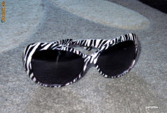Ochelari fashion animal print - zebra. foto