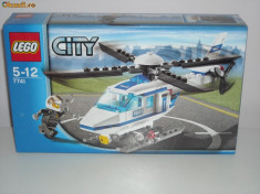 LEGO City elicopter police, model 7741 sigilat foto