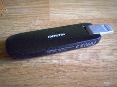 Modem Huawei Mobile Broadband E367 HSPA+ USB Rotator foto