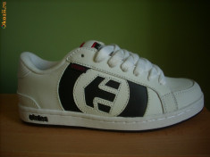 Skate shoes Etnies Capital foto