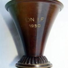 Cupa din bronz patinata suedeza din anii 1950