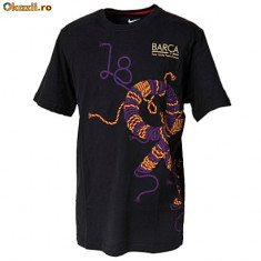 TRICOU NIKE FOTBAL BARCELONA GRAPHIC-TRICOU ORIGINAL!!!! foto