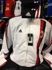 Trening ADIDAS Fotbal AC Milan din fas tip fagure alb insertii rosii, negre - pantalon negru dungi alb,rosu 190 lei foto