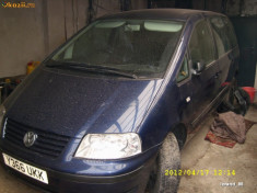 Dezmembrez vw sharan 2001 foto