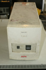 UPS APC Back-UPS 900 cu acumulatoare noi foto