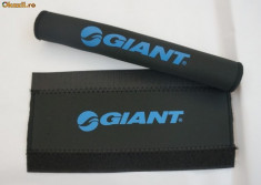 2 BUC Protectie din neopren pentru lant Giant , Chain stay protection Giant foto