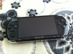 Vand PSP 3004 black+card 4 gb+4 jocuri+casti LG+fingerskate foto