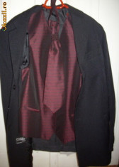 costum superb ( ginere) purtat la nunta mas 44 format din sacou vesta pantalon si cravata foto