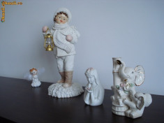Bibelou Figurina baiat colindator prin Iarna, cu felinar - Obiect special, cadou de Craciun, Iarna, Zapada, Glob Magic(instalatie,lumini,brad,globuri) foto