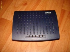 Router (Modem) Romtelecom/ClickNet ADSL ZTE 831d foto