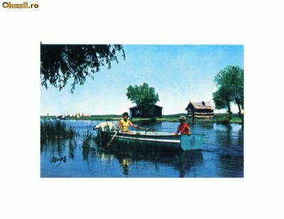 CP174-33 Turisti in Delta Dunarii -necirculata foto