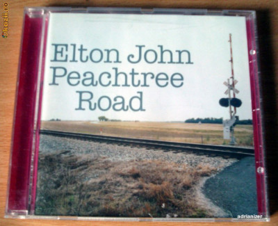 Elton John - Peachtree Road foto