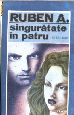 Singuratate in patru foto