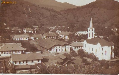 B8422 Sasca Montana foto