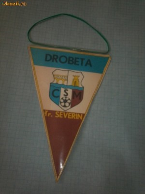 83 Fanion - C.S.M. DROBETA Tr. SEVERIN foto