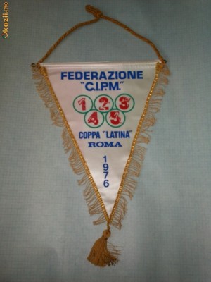 157 Fanion - FEDERATIA ITALIANA DE PENTATLON 1976 foto
