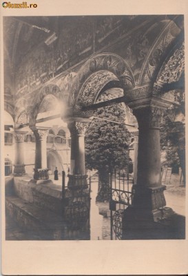 B11412 Manastirea Horezu Pridvorul Bisericii foto