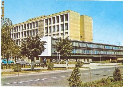 CP186-30 Focsani -Fabrica de confectii -carte postala necirculata foto