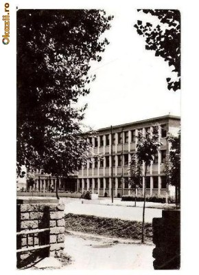CP189-23 Giurgiu. Policlinica -carte postala circulata 1965 foto