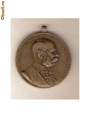 CIA 36 Medalie FRANZ JOSEPH -dimensiuni aproximativ 34X38 milimetri foto