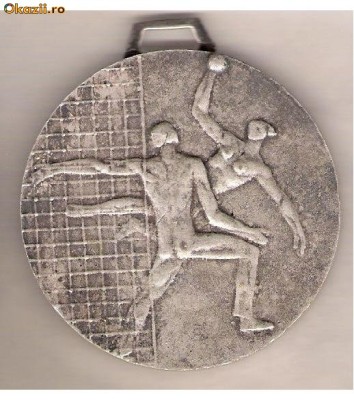 CIA 61 Medalie Turneu de Handbal -Veliko Tarnovo `87(1987) Bulgaria -dimensiuni aproximativ 60X65 milimetri foto