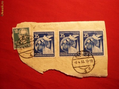 Fragm.3 timbre35 Pf -Congr. Prieteniei Viena, 1953 DDR foto