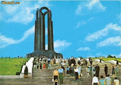 CP198-57 Bucuresti -Monumentul eroilor luptei pentru libertatea poporului si a patriei, pentru socialism -carte postala, nec. -starea care se vede foto