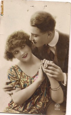 carte postala-Pereche de indragostii-anul 1928 foto