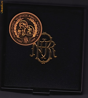 BNR medalie bronz aurit,1997 Inaugurarea Muzeului Bancii Nationale foto