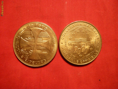 2 Medalii -Notre Dame de Paris 2000 si 2008 foto